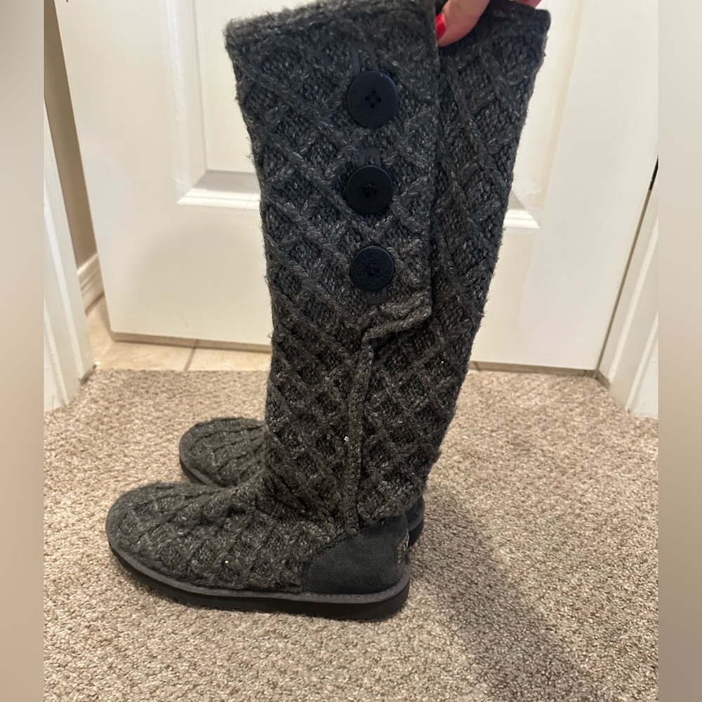Knit Uggs
